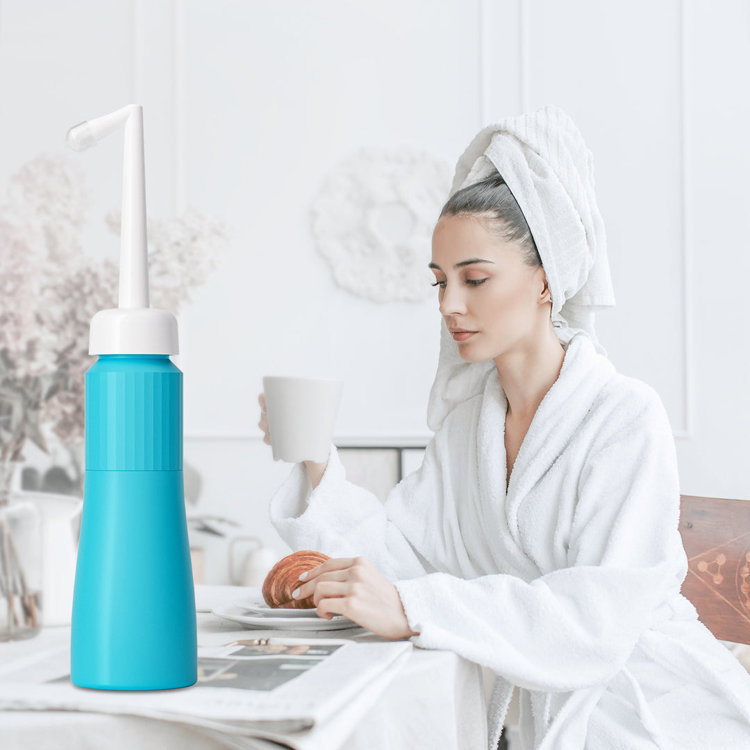 SAMODRA Travel Bidet, Portable Bidet for Women 350 ml Capacity Personal Bidet Portable, Refreshing Clean for Home, Camping, Outdoors & Travel