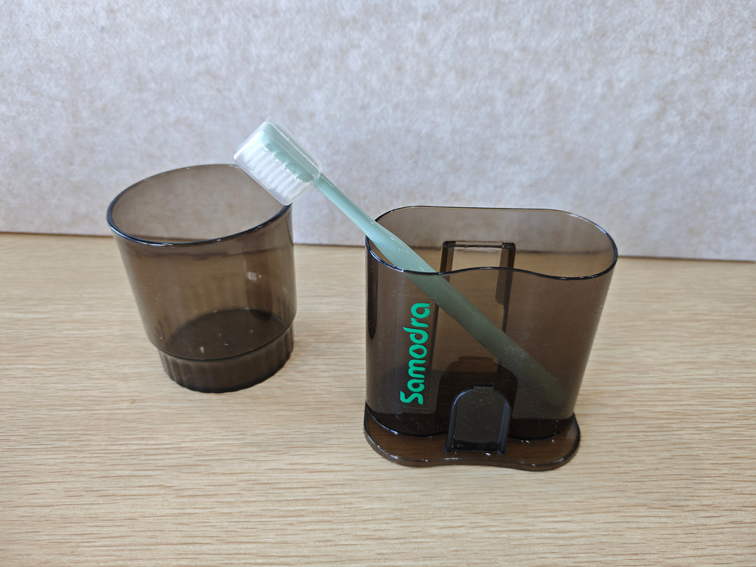 Samodra Wall-Mounted Electric Toothbrush Holder with Rinse Cup